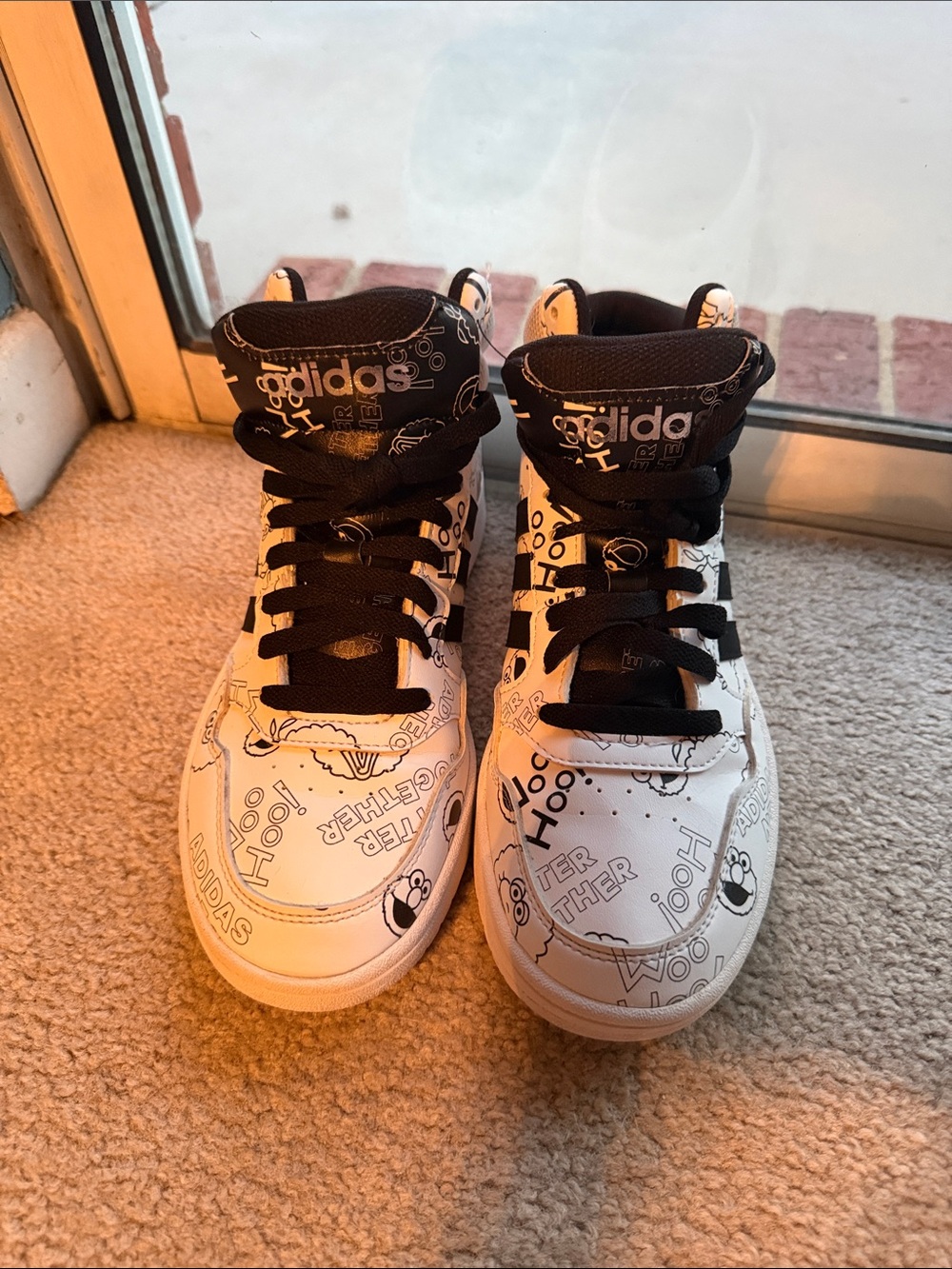 Adidas X Sesame Street Hoops Mid Youth Basketball Sneakers - Size 6